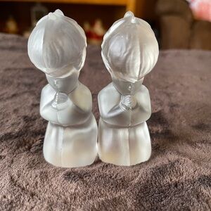 Fenton Praying Girls Frosted Glass